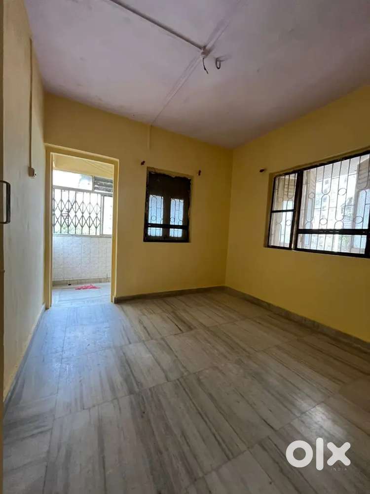 Immediately position Rent 1 BHK Ground floor Gupte Road Dombivli West