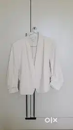 Reduced price ! Off white blazer