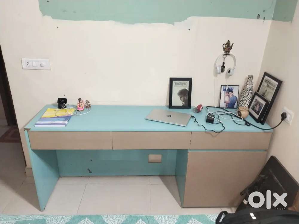 Super Strong Multifunctional Study/ Work Desk
