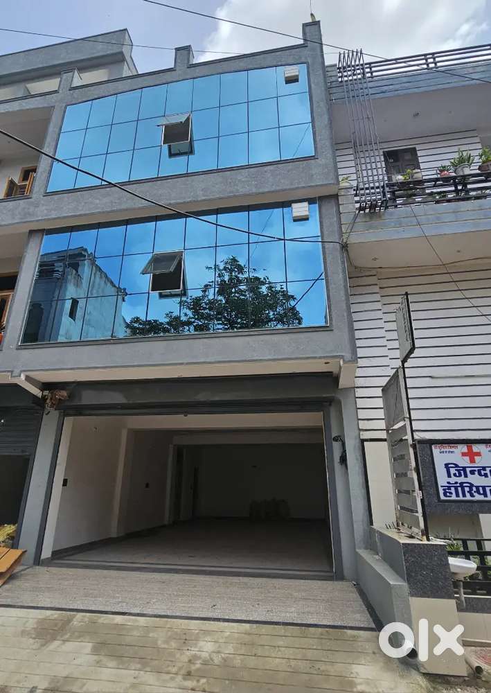 Showroom/Office/Storage space for rent on Kesar Nagar