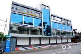 ഒരു ബിൽഡിംഗ് കമ്പ്ലീറ്റ് നാലു ഫ്ലോർ  ലിഫ്റ്റ്  കാർ പാർക്കിംഗ് പുള്ളി ഫ