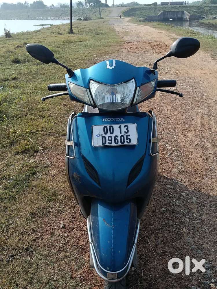 Activa 3 g in good condiction