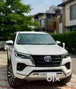 Toyota Fortuner 2017 1st owner sigma4 4x4 auto