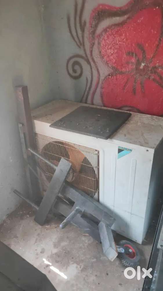 AC for sell  2 Acs of 8ton each