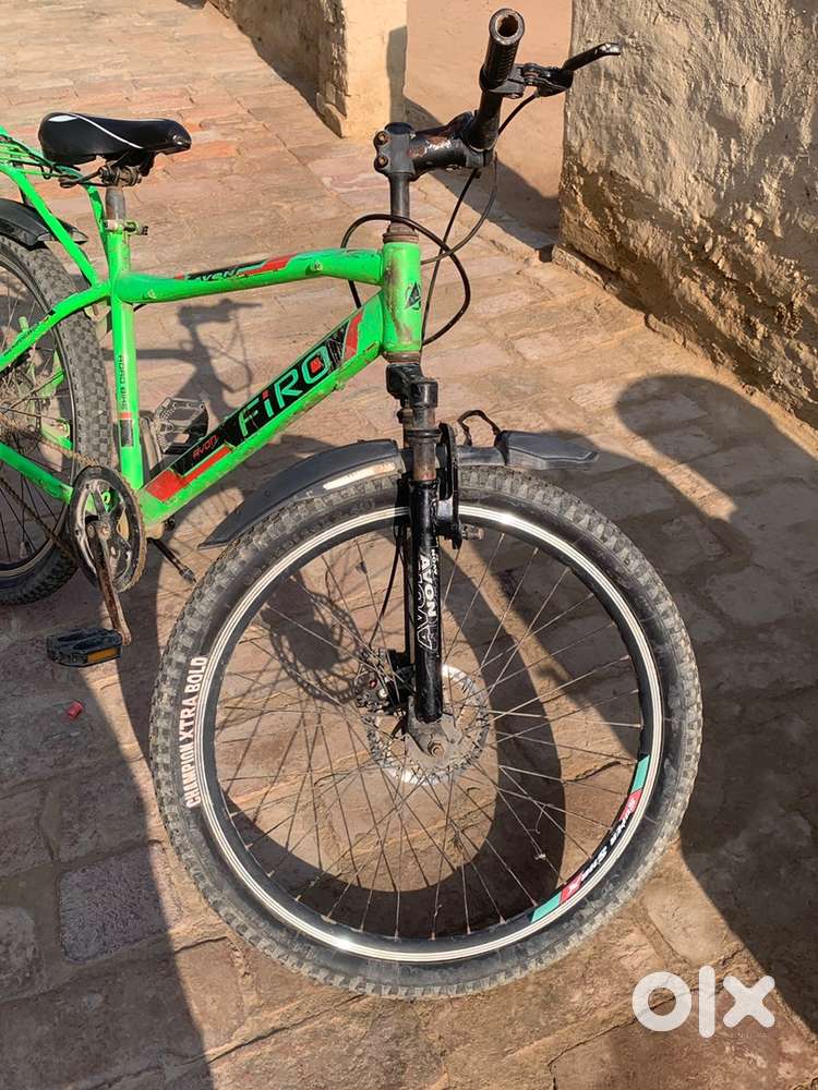 Only cycle price 4500 new tyre and disc brake