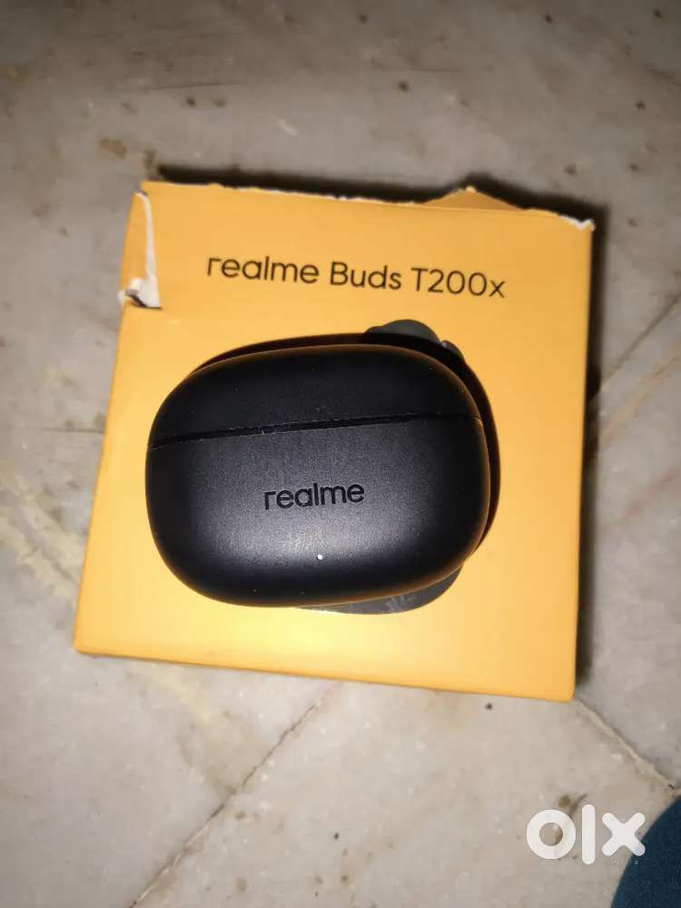 Realme Buds T200x.