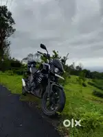 Mahindra Mojo BS4 ABS