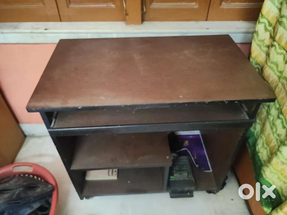 Computer Table