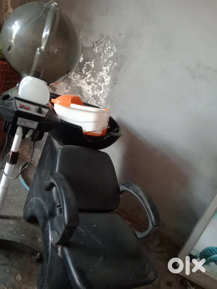 Shop mirror2 ,sampoo station, sapy machine