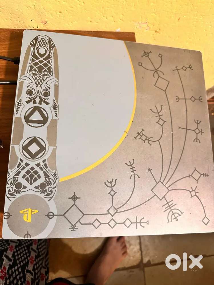 Sony ps4 pro 1 tb ( god of war edition)