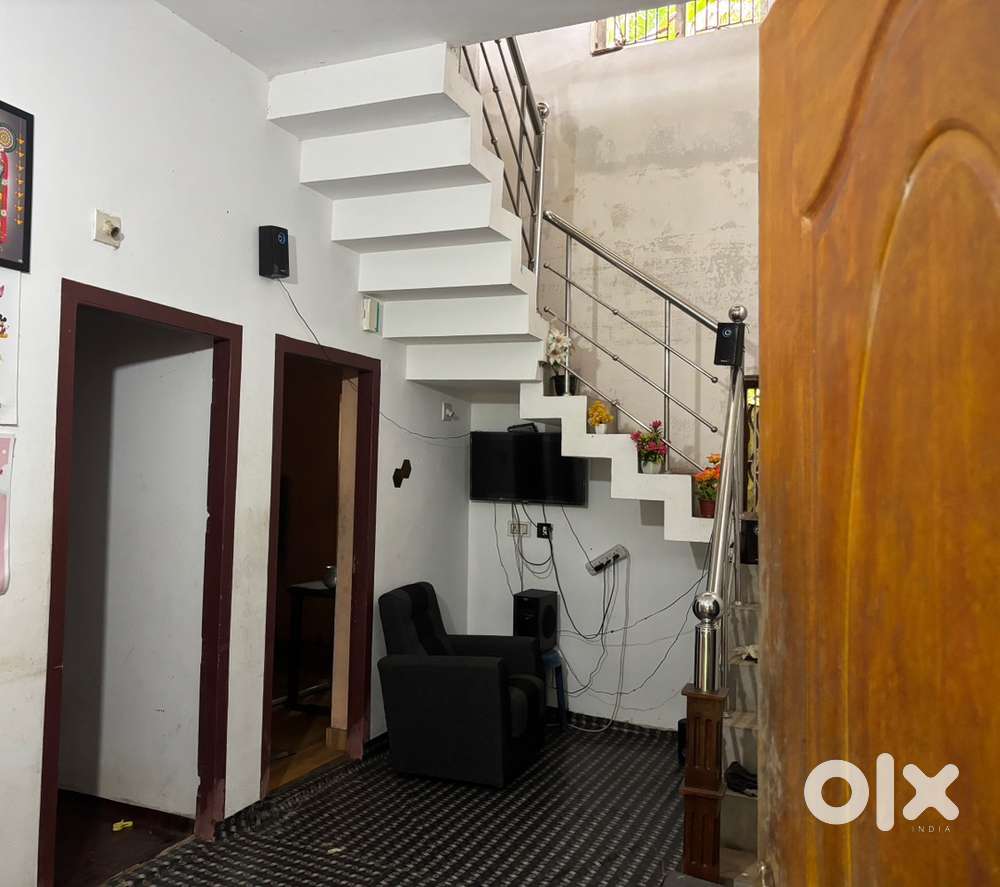 House for sale no road