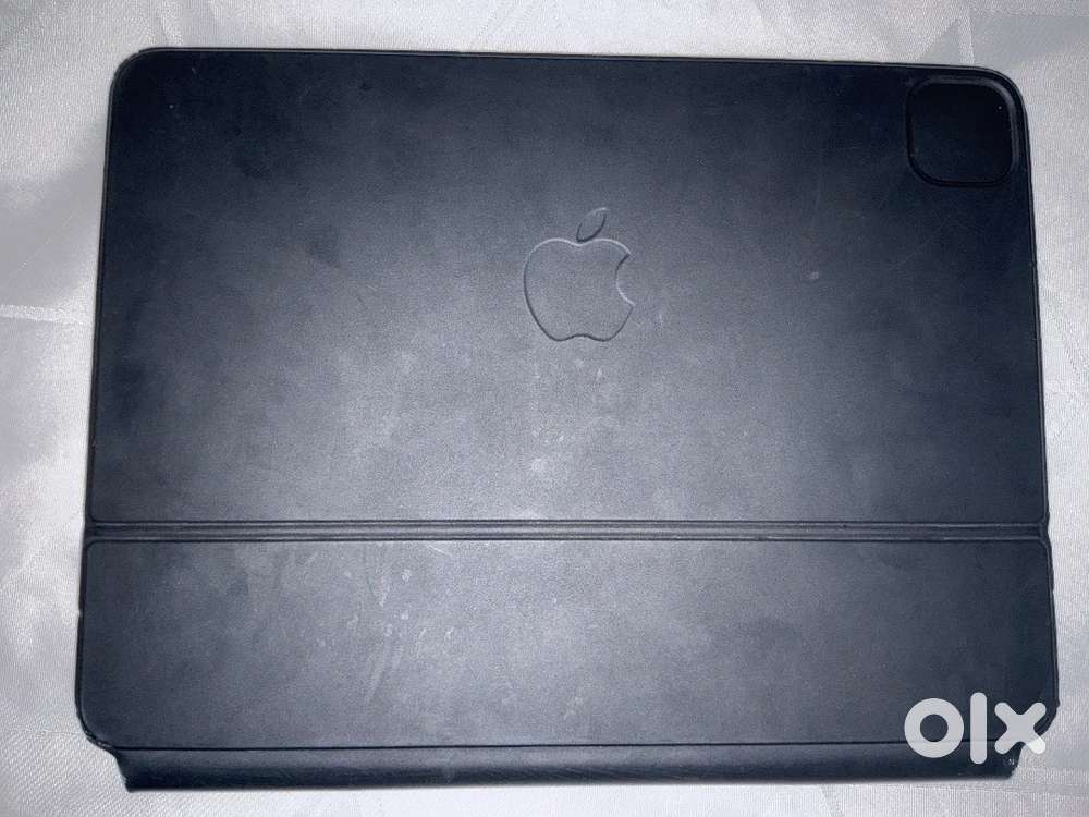 Ipad magic keyboard 11 inch pro( 2nd Gen)