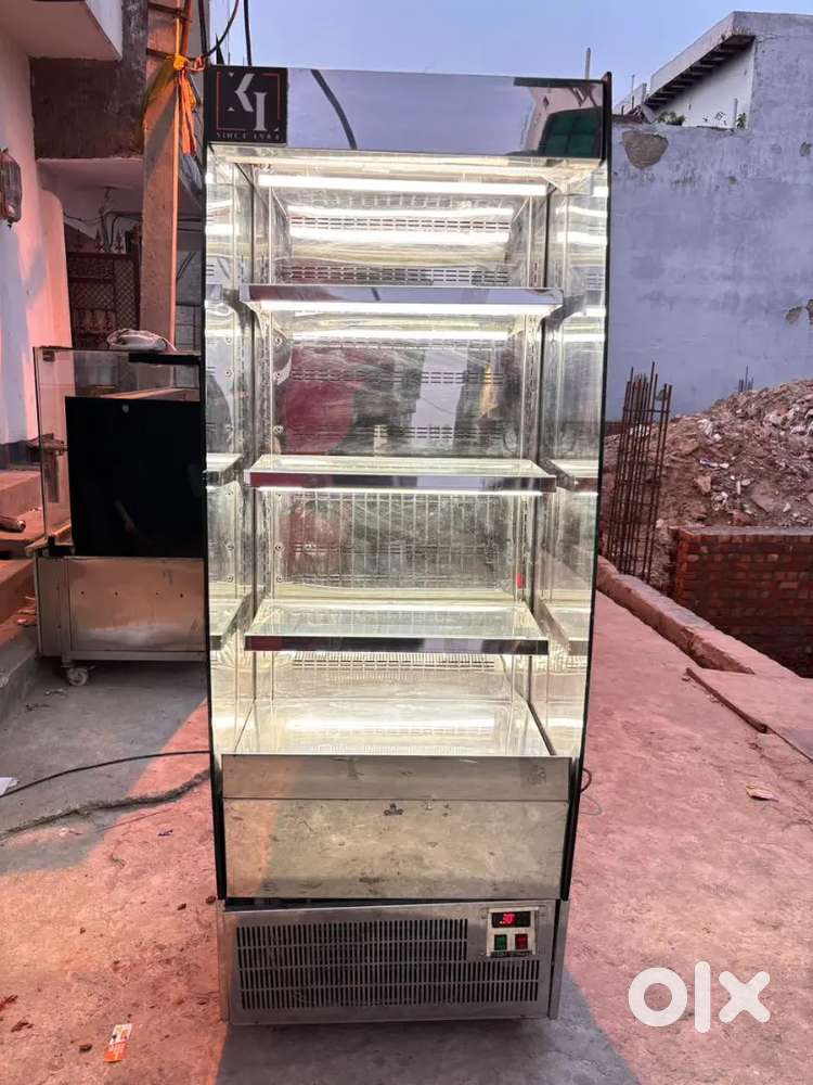 Display counter air cooling