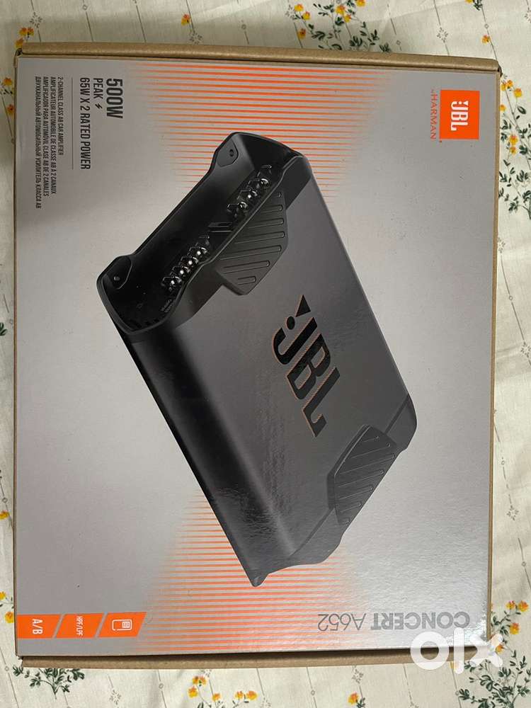 JBL Bass Tube with JBL Concert A652 500W 2-Channel Amplifier