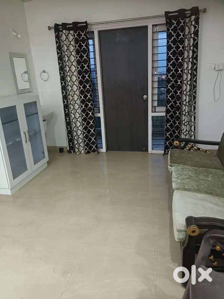 2 bhk g flor Rs 17,000 for family near Patia chhak