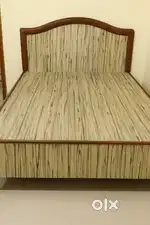 Queen size bed