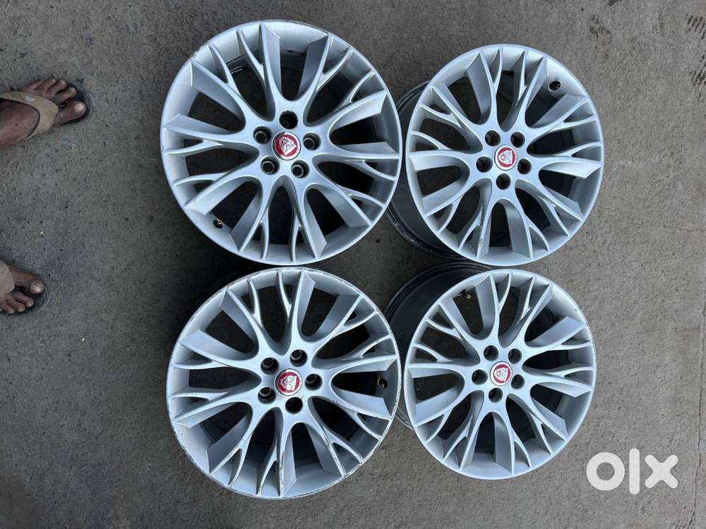 JAGUAR ALLOY WHEELS 18 INCH (FULLY GOOD CONDITION)