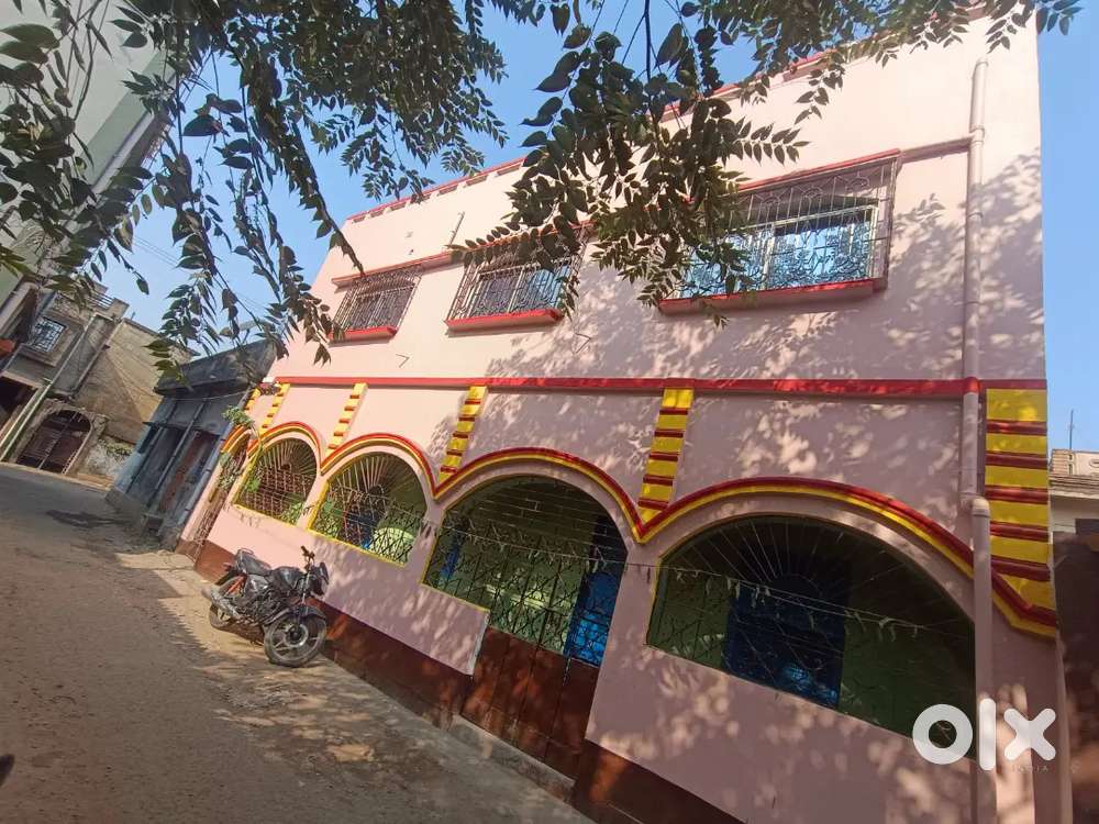 Beautiful House on 2.5 kattha in Ukhra – Best Deal