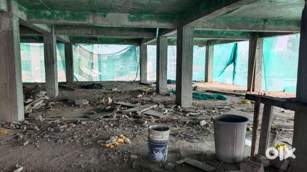 4200 sq.ft. Space for Sale in Athgaon near Marwari Hos- Rs.8000/sq ft