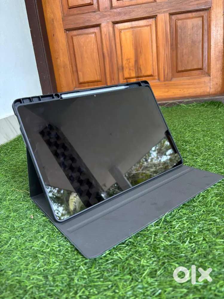 Lenovo Tablet 12.7 inch