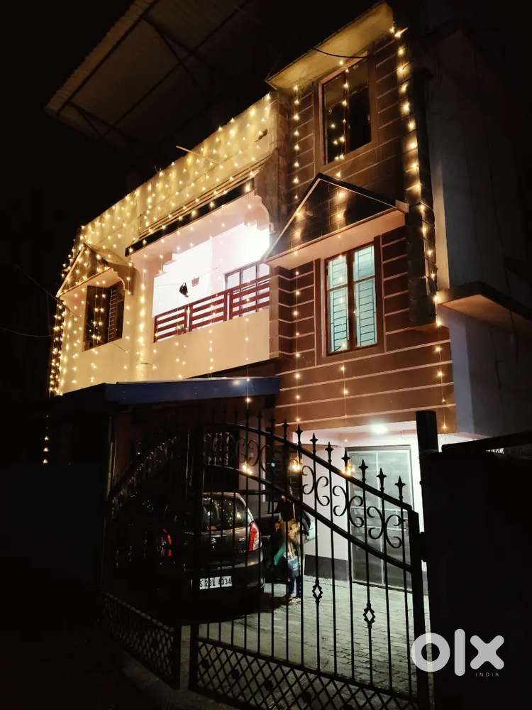 Available near Pinewood School Subachani. 2 rooms+ kitchen bathroom