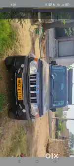 Mahindra Camper AC 5 seater and loading
