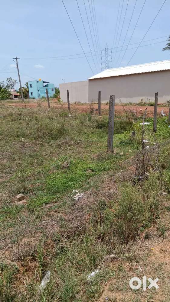 The land was 975 square square Rs 1030