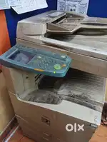 Xerox machine operator and system typing