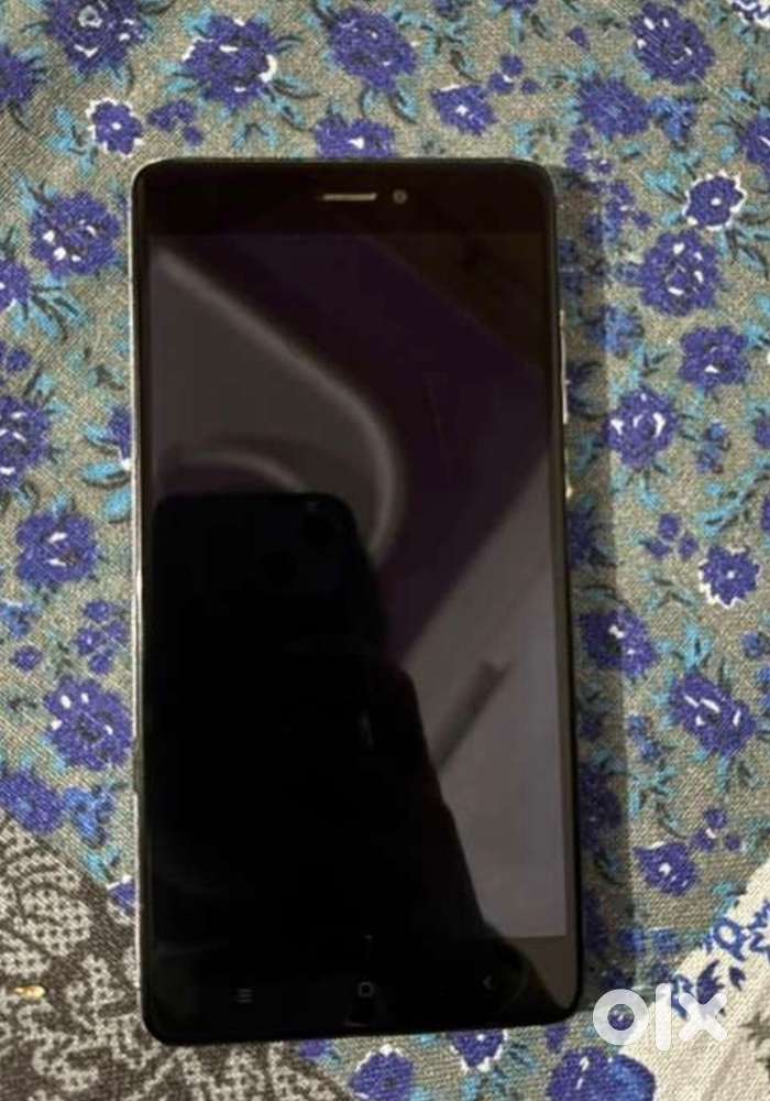 Redmi Note 4 / 4 gb ram 64 gb storage