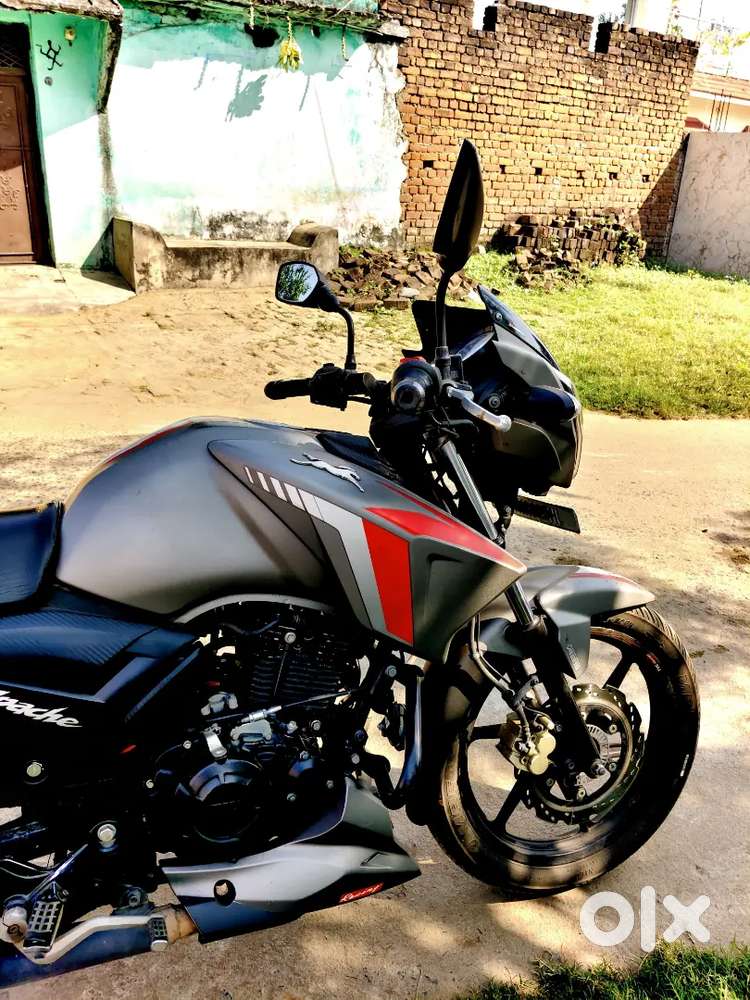 TVS APACHE (2022)