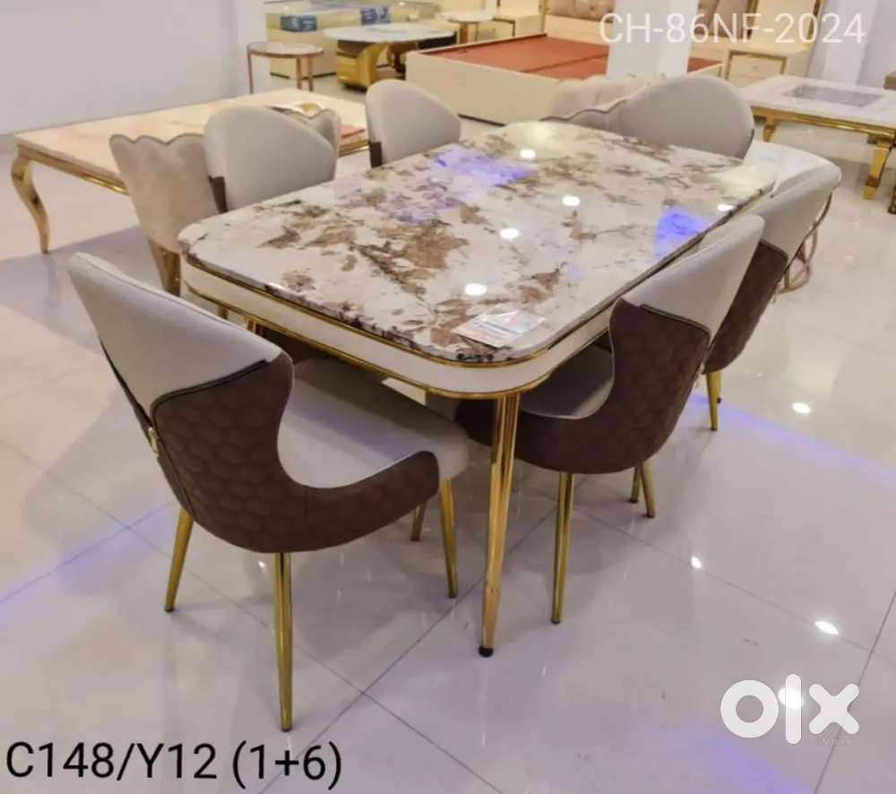DREAM DINING TABLE RS-24999