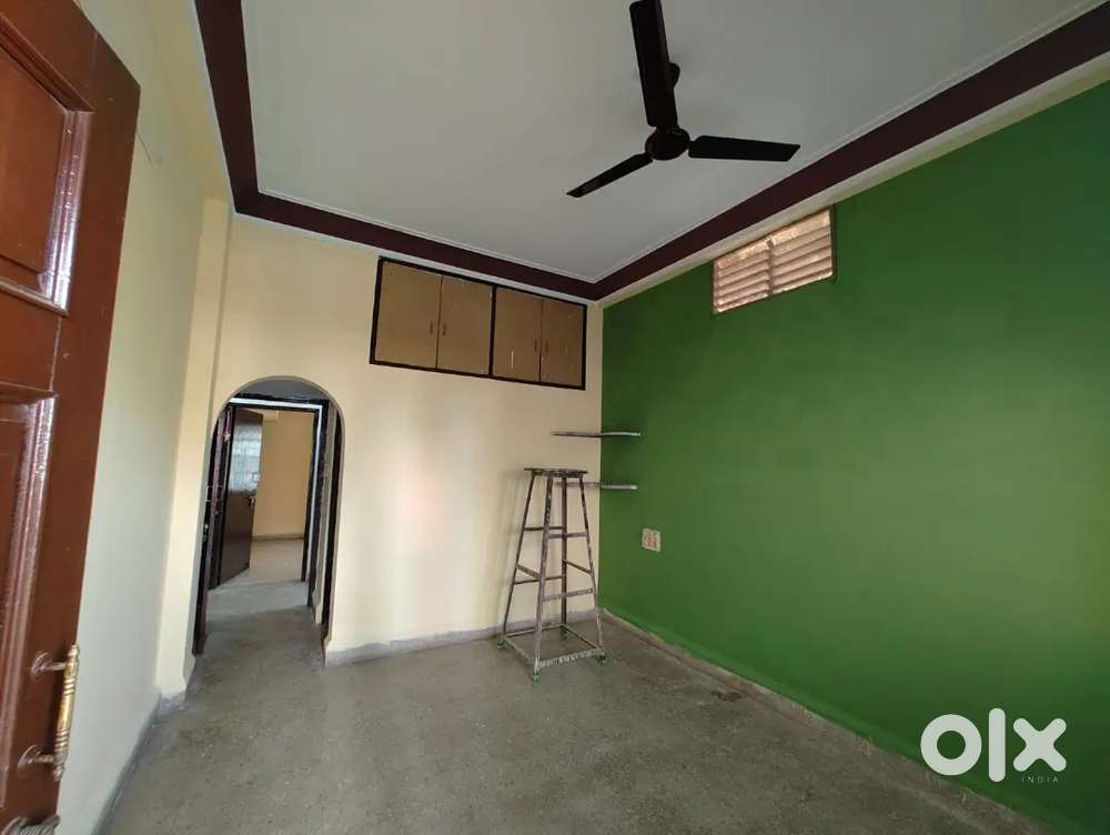 2bhk flat for rent in sudama nagar