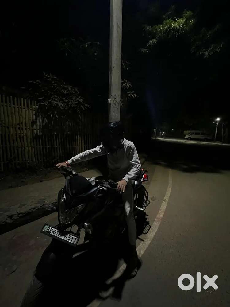 PULSAR NS 160 BS4 SPORT BIKE