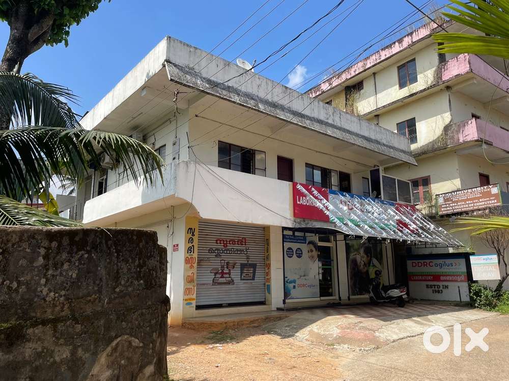 2500 sq.ft.building for rent