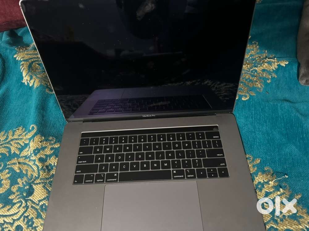 Apple Macbook Pro- 15.6 Inch with Touch Pad