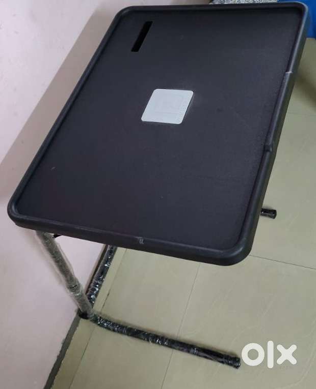 Multipurpose Movable & Adjustable Laptop Table (Black)