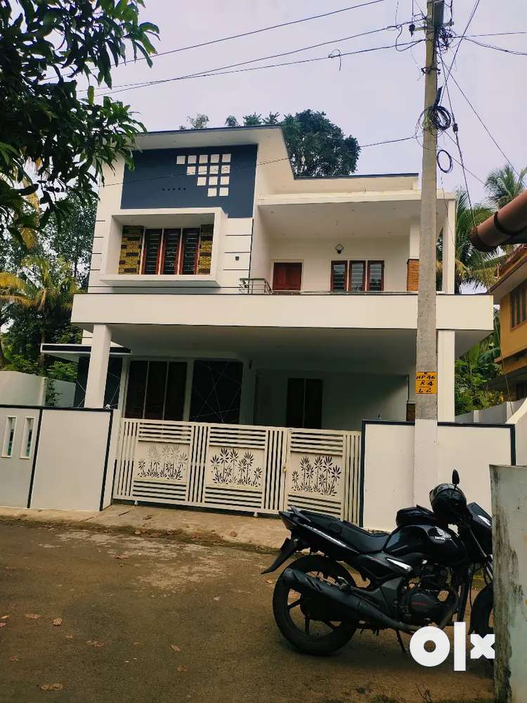 4 bhk new house for sale at kakkanad near infopark palikkara 4.5 cent
