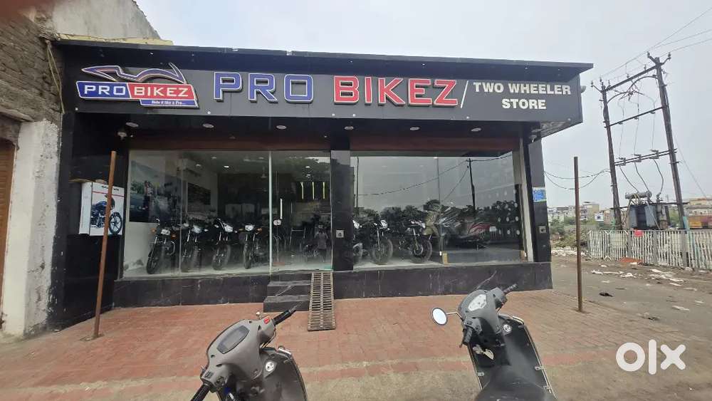 Showroom For Mobile,  Automobiles,  Garments,  Medical Store and Any