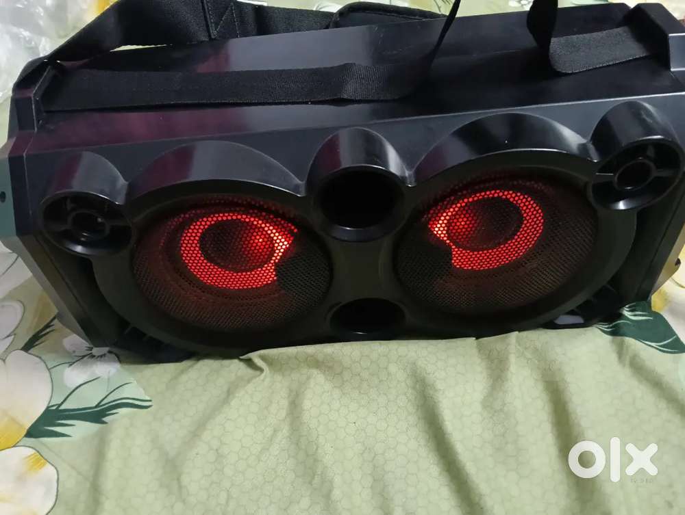 Boat partypal 60 Bluetooth speaker party speaker for sale