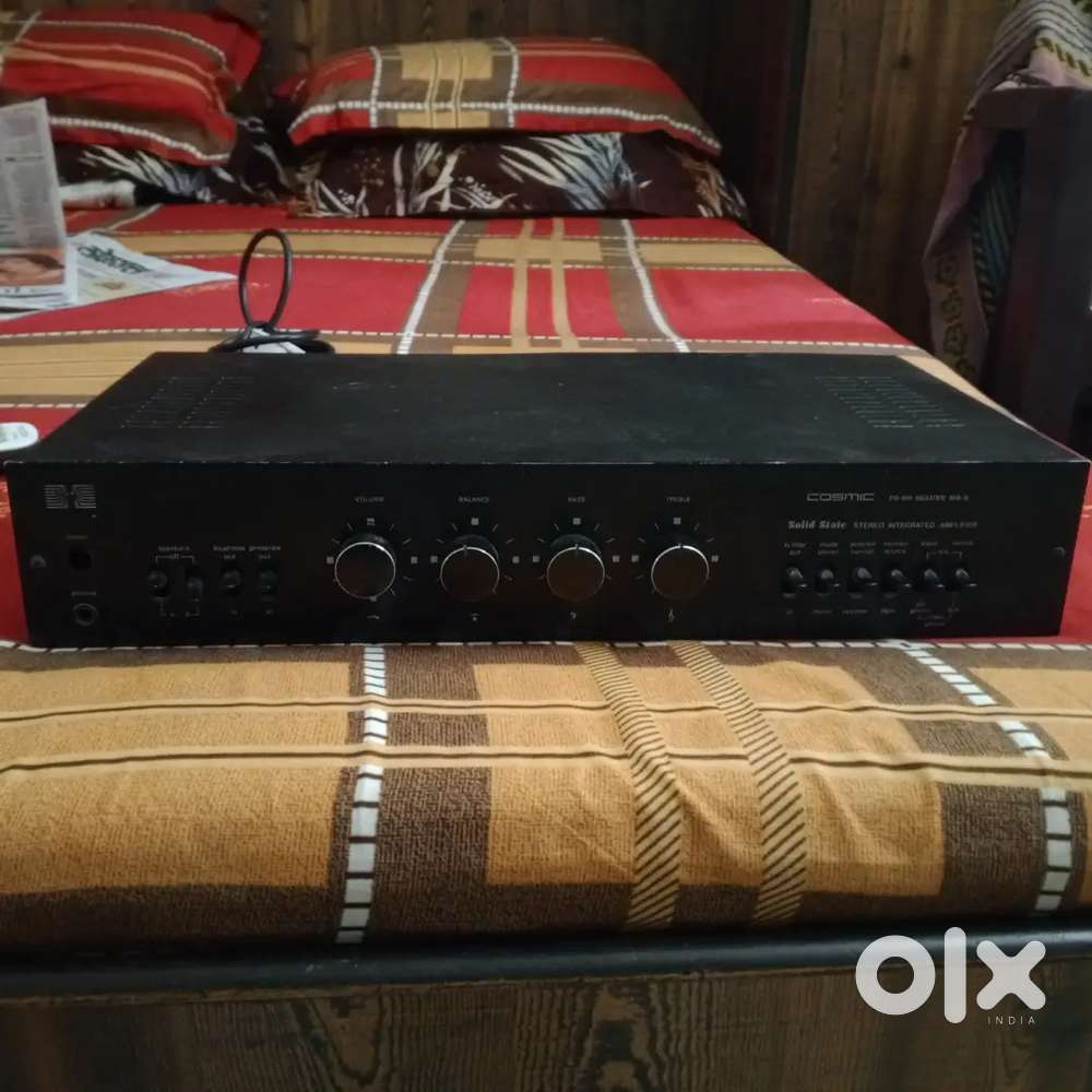 COSMIC FAMOUS STEREO AMPLIFIER CO100 MK II