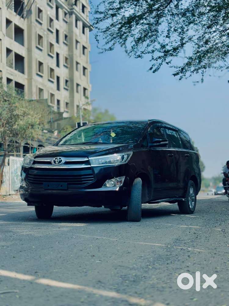 Toyota Innova Crysta 2016 Diesel 250000 Km Driven