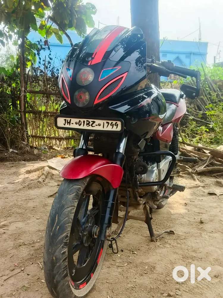Pulsar 220f