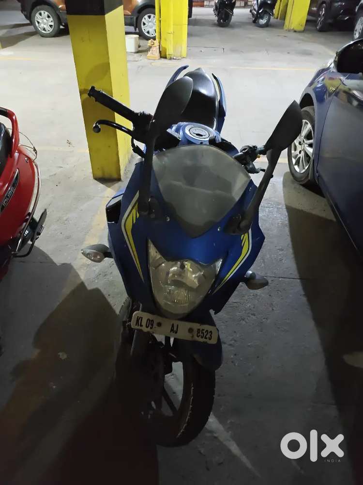 2015 model Suzuki Gixxer Sf 150 cc