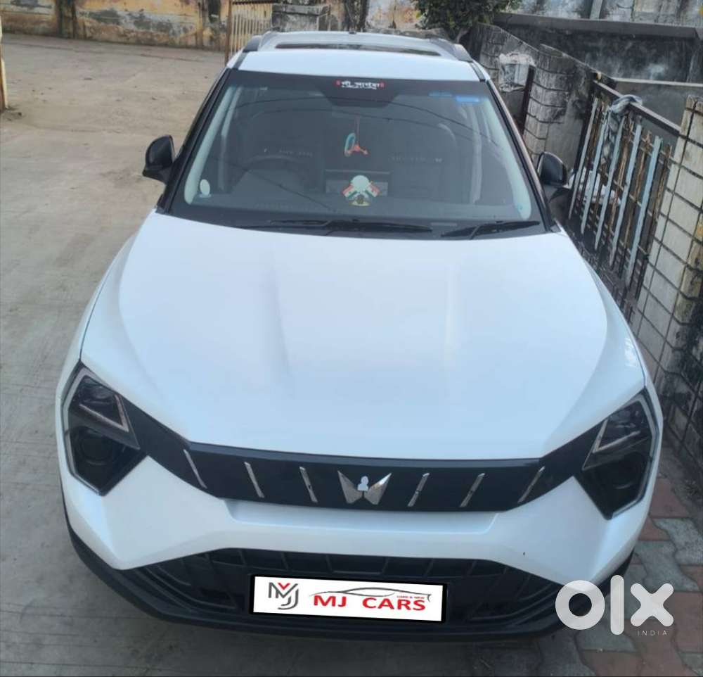 Mahindra XUV 3XO AX5 PM MT, 2024, Petrol