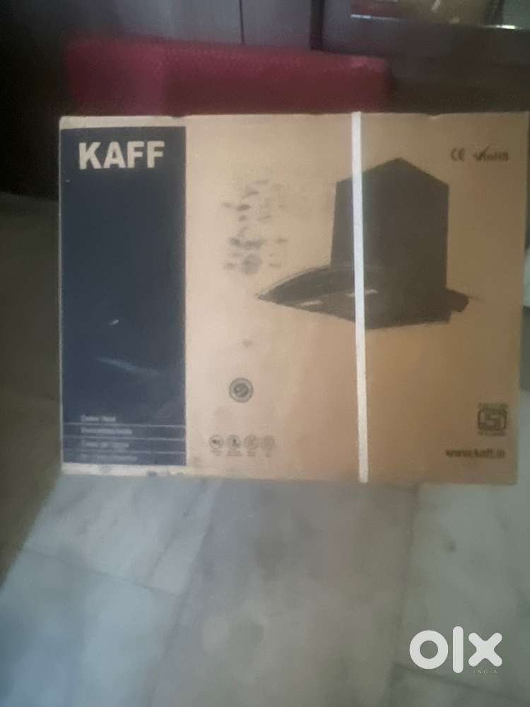 Unpacked kitchen chimney (hood)