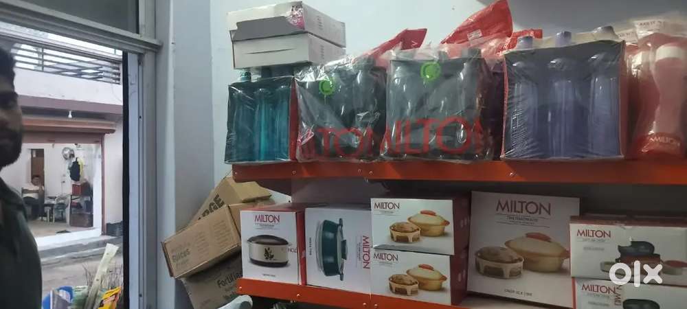 Plastic store for sale (price is less than 10% of market price)