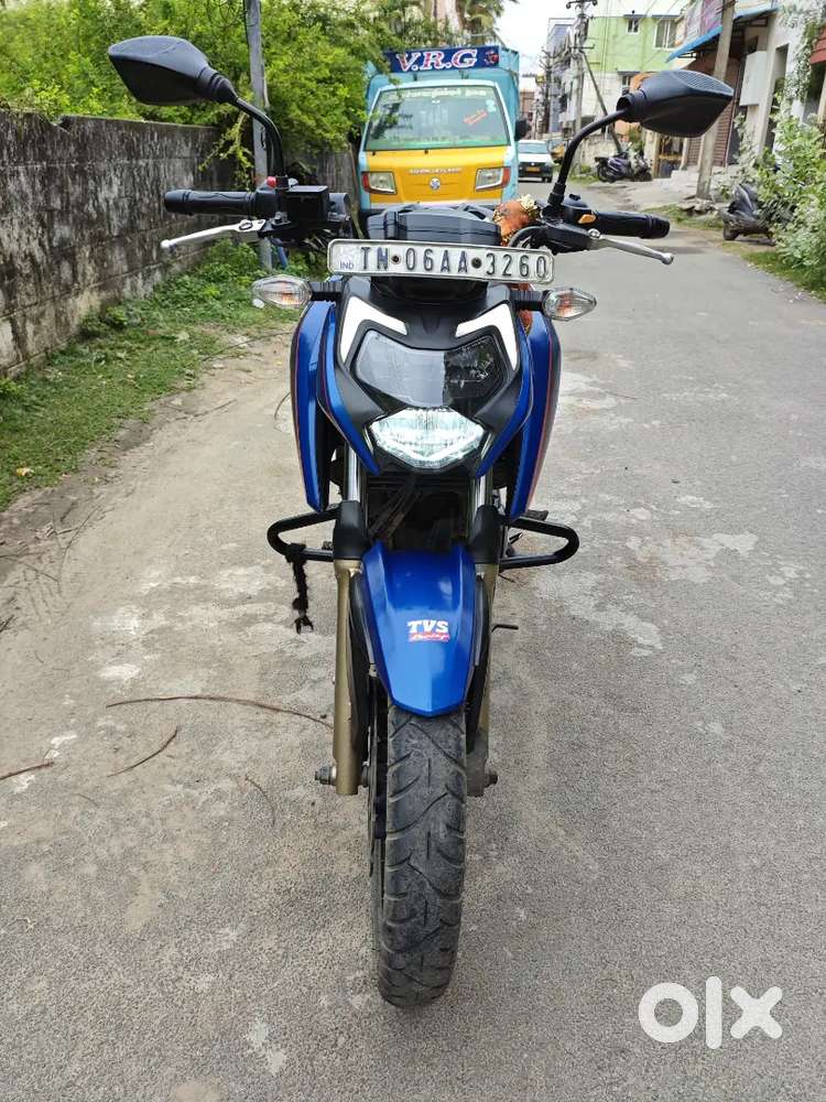 Apache RTR 200 4V riding modes