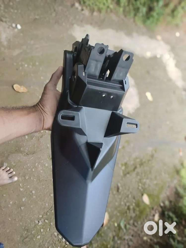 Mudguard for a Yamaha FZ V2