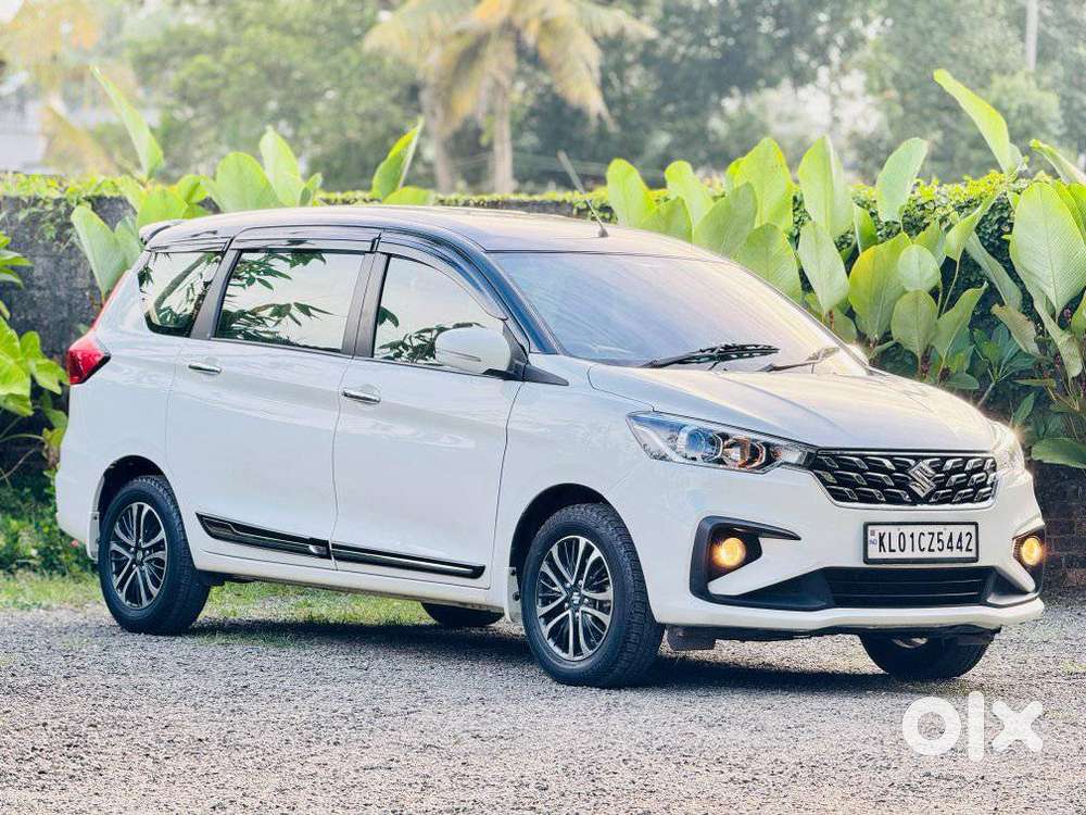 Maruti Suzuki Ertiga ZXI AT, 2023, Petrol