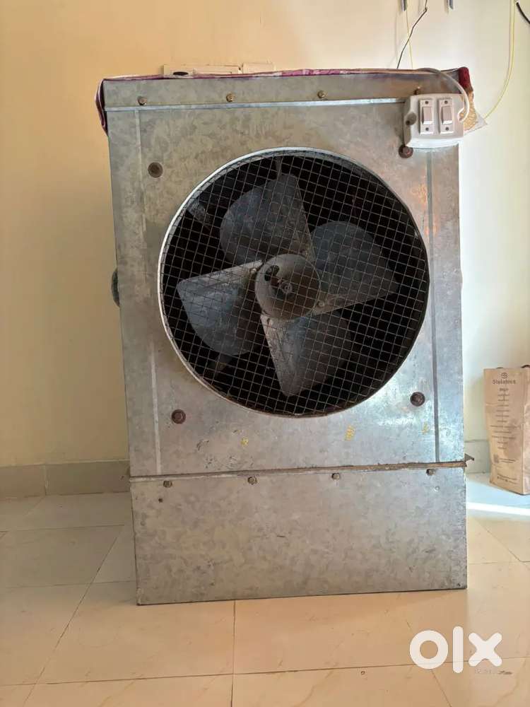 Iron Body Cooler – Great Condition, Budget Friendly
